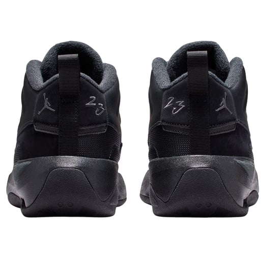 Nike Air Jordan Max Aura basketbalschoenen voor kinderen (Drievoudig zwart) - Image 2