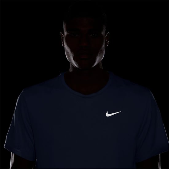 Nike Mens Miler Swoosh Reflective Detail T-Shirt (Ghost) - Image 4