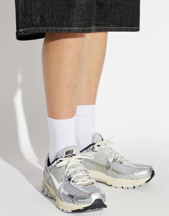 Zoom Vomero 5 Sneakers - Image 6