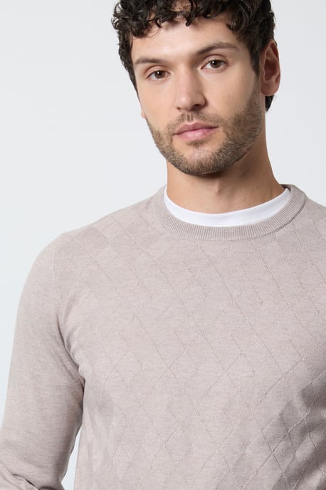 Oatmeal Argyle Jacquard Knitted Crew Neck Jumper - Image 2
