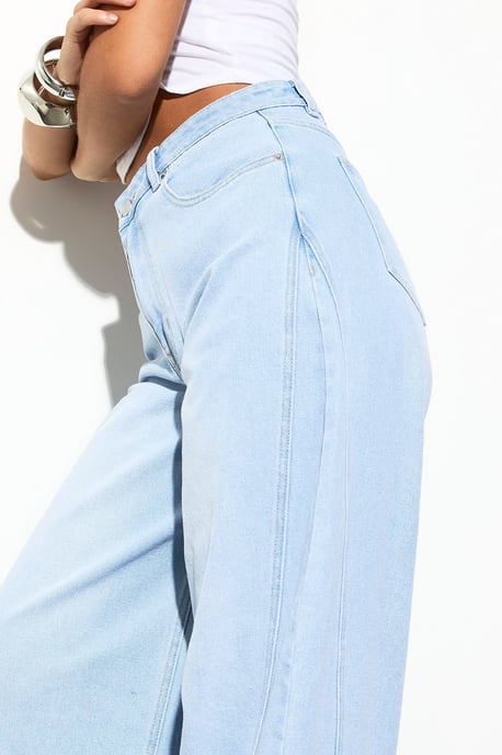 The Tall Mid Waist Barrel Jean - Image 4
