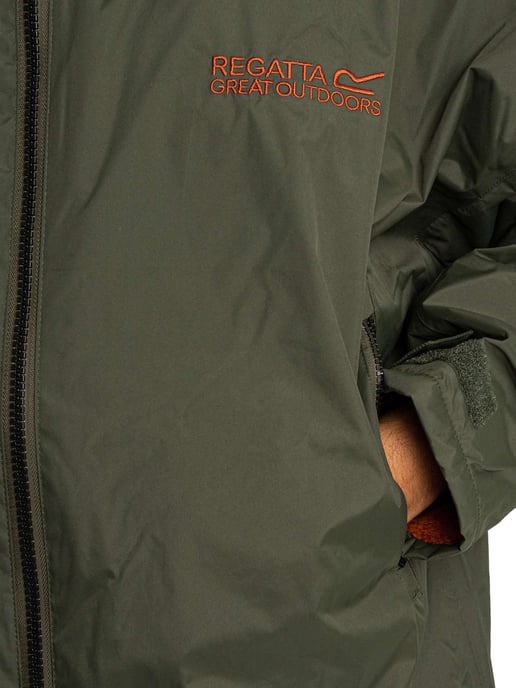 Regatta Waterproof Changing Robe, Green - Image 5