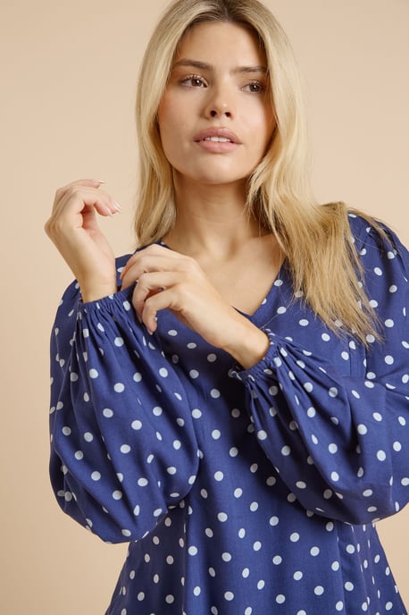 Spot V Neck Blouson Sleeve Top - Image 4