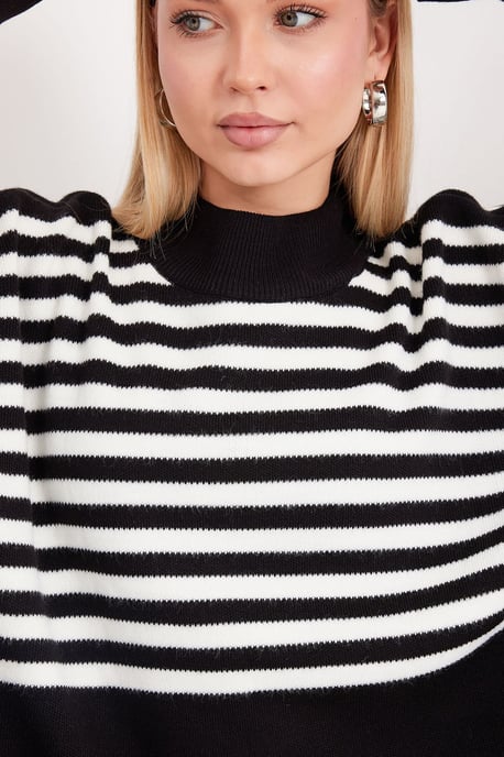 Oversized Acrylic Crew Neck Jumper - Image 5