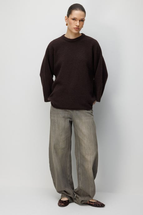 Dames Oversized Crew Neck Sweater - Image 4