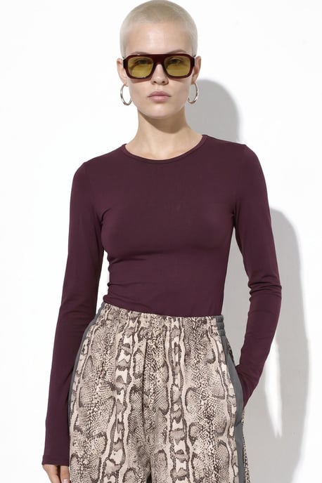Slim Fit Crew Neck Long Sleeve Blouse - Image 4