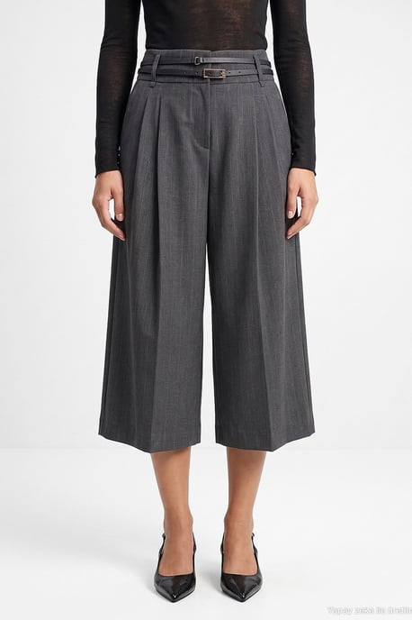 Dames Tailored Pull-On Shorts - Image 1