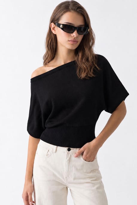 Women's Knit Sweater - Image 3