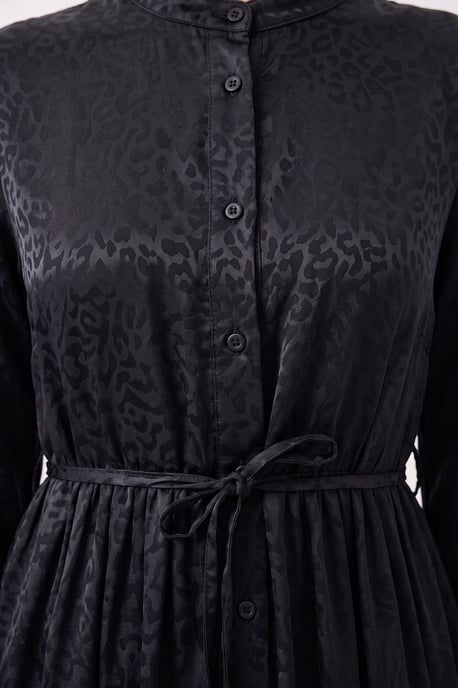 Gebuttonde Maxi Jurk met Ronde Hals en Tailleband - Image 2
