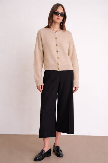 Buttoned Ribbed Knit Cardigan - Image 5