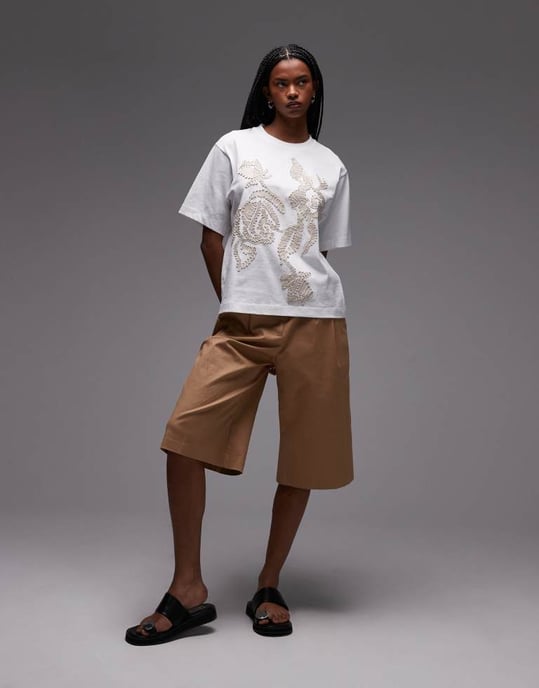 Topshop broderad blommig raffia oversized t-shirt i vit - Image 2