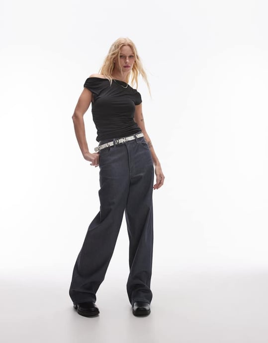 Topshop slinky asymmetrisk off-shoulder topp i svart - Image 4