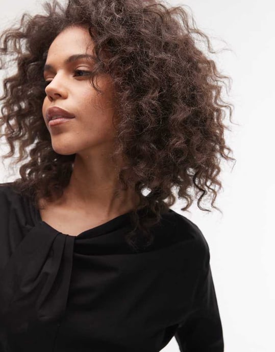 Topshop poplin twist front topp i svart - Image 3