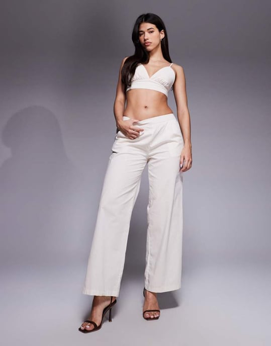 Missyempire linen look cropped cami bralette co-ord in cream - Image 1
