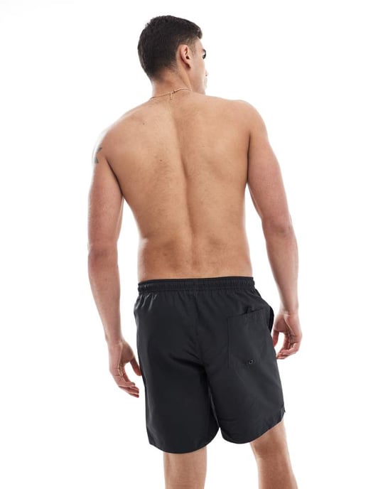 Fred Perry badshorts i svart - Image 2