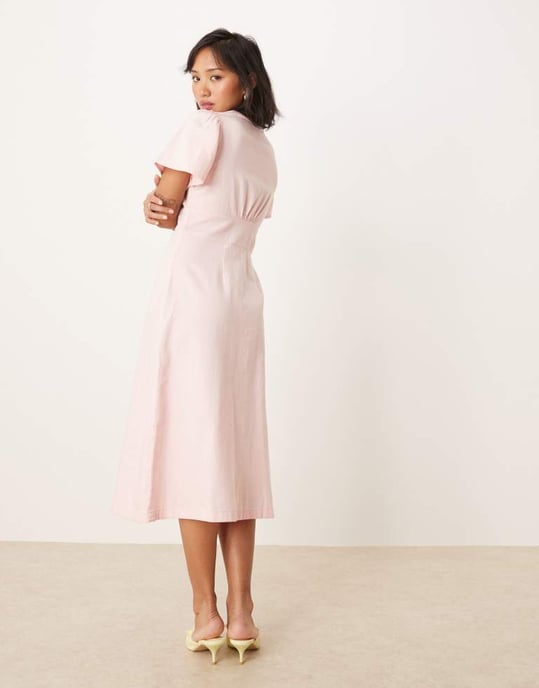 Nobody's Child Petite Alexa denim midi-klänning i rosa - Image 4