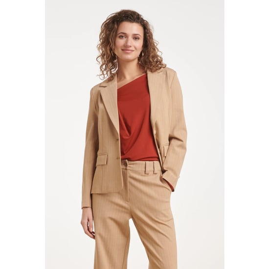 Smashed Lemon Zandkleurige blazer met witte pinstripe | - Image 2