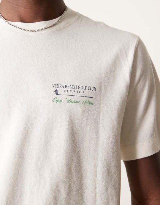 Abercrombie & Fitch golfgrafik t-shirt med tryck på ryggen i krämfärg - Image 3