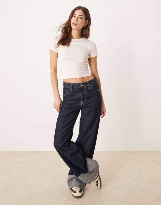 Gina Tricot kortärmad slim fit topp i ljusrosa - Image 2