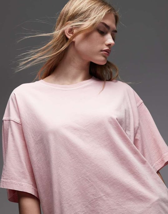 ARKET ren bomulls boxig t-shirt i tvättad rosaröd - Image 3