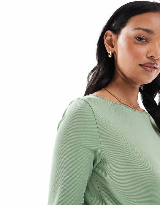 Mamalicious Gravid båtkrage jersey midi klänning i khaki - Image 3
