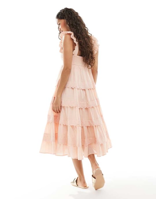 Miss Selfridge Petite spets broderad trim babydoll midiklänning i persika - Image 2