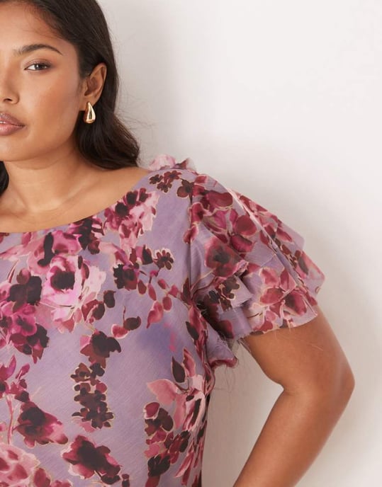 ASOS DESIGN Curve maxiklänning med volangärmar och hög hals i vintageblommönster - Image 2