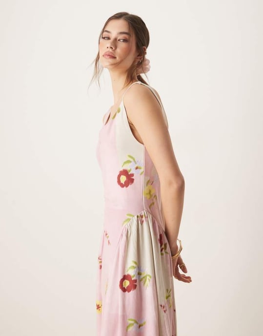 ASOS DESIGN sommar maxi klänning med full kjol i rosa blommönster patchwork - Image 2