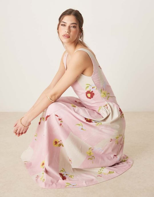 ASOS DESIGN sommar maxi klänning med full kjol i rosa blommönster patchwork - Image 3