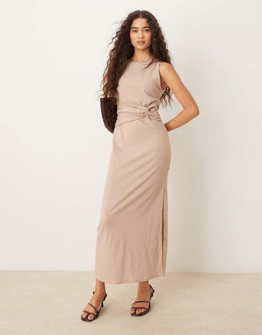 ASOS DESIGN ribbad ärmlös racer knyt midiklänning i sten - Image 2