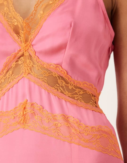 Never Fully Dressed spetsinsats midaxi klänning i rosa och orange - Image 2