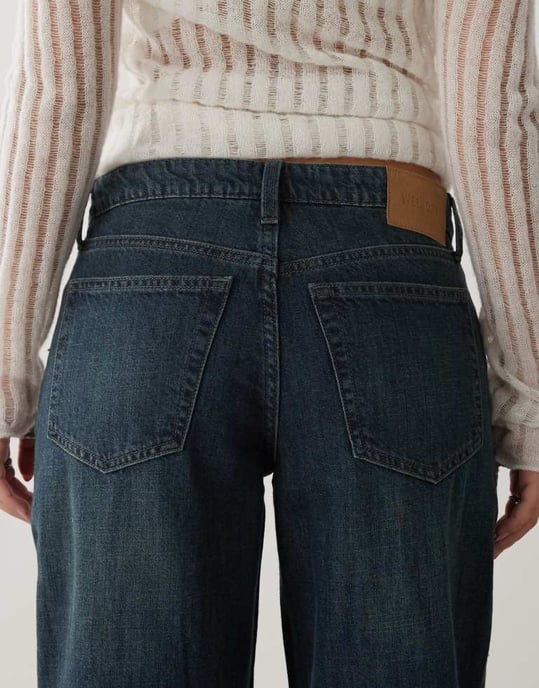 Weekday Ample låg midja baggy fit jeans i mörkblå tvätt - Image 4