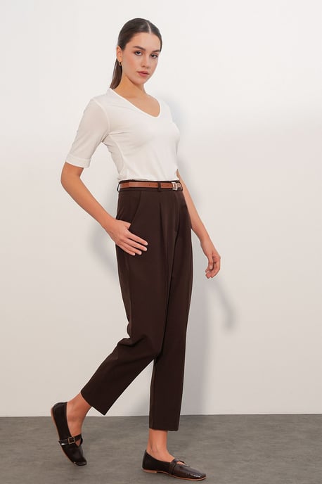 Women's Straight-Leg Pants - Image 3