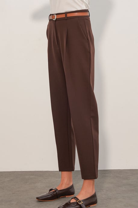 Women's Straight-Leg Pants - Image 4