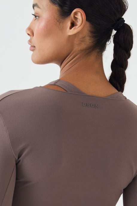 DSGN Studio Soft Luxe Lettuce Edge Wrap Long Sleeve Top - Image 4