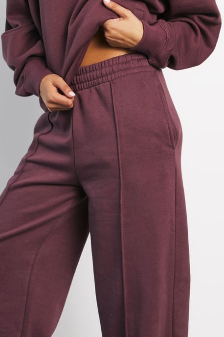 Pintuck Detail Straight Leg Jogger - Image 4