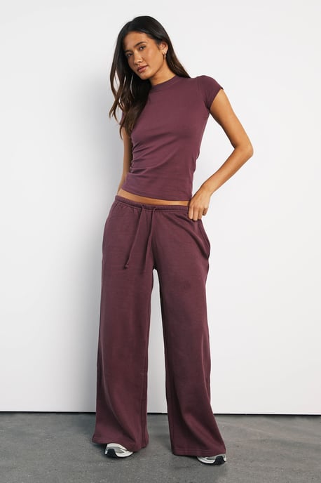 Basic Short Sleeve Longline Fitted Top - Image 3