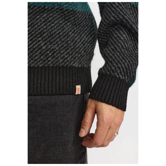 Revolution Knit pull collor block black & green - Image 5