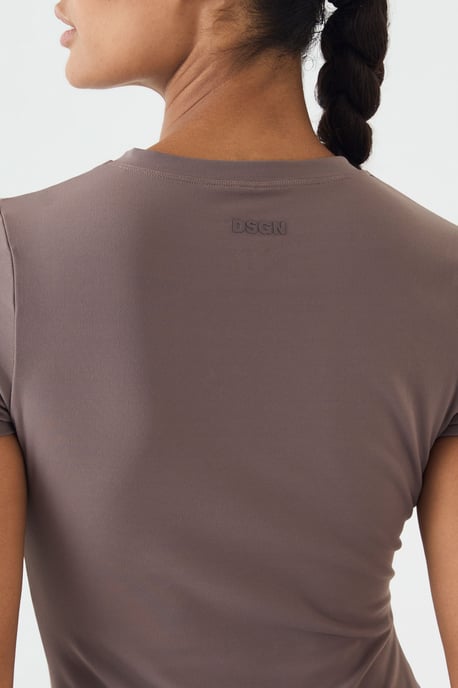 DSGN Studio Soft Luxe Short Sleeve Top - Image 4