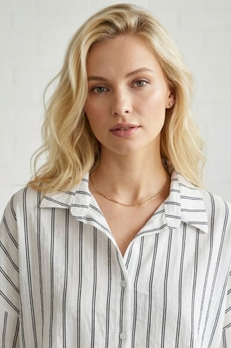 Oversized Long-Sleeve Poplin Shirt - Image 3