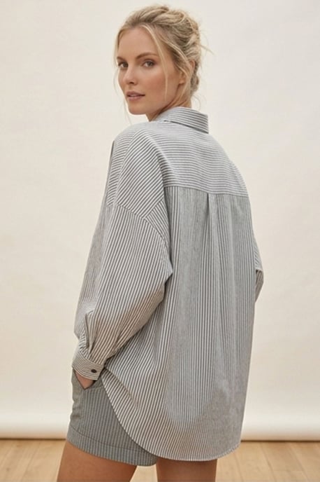 Oversized Long-Sleeve Poplin Shirt - Image 4