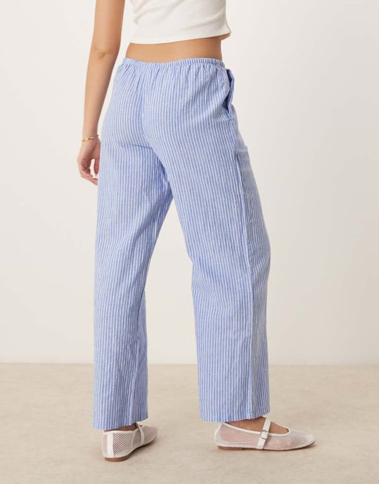 Gina Tricot vida linneblandade byxor med dragsko i midjan i blå och vita ränder - Image 2