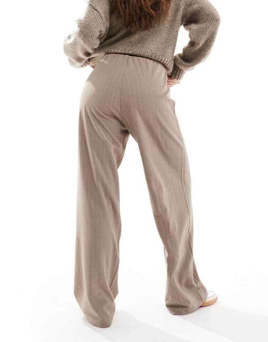 Vero Moda byxor med vida ben i beige randig design - Image 2