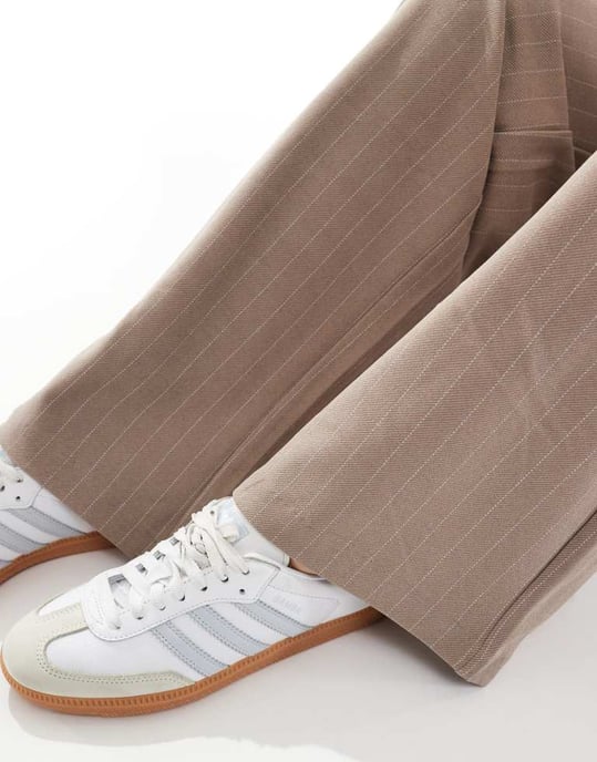 Vero Moda byxor med vida ben i beige randig design - Image 3