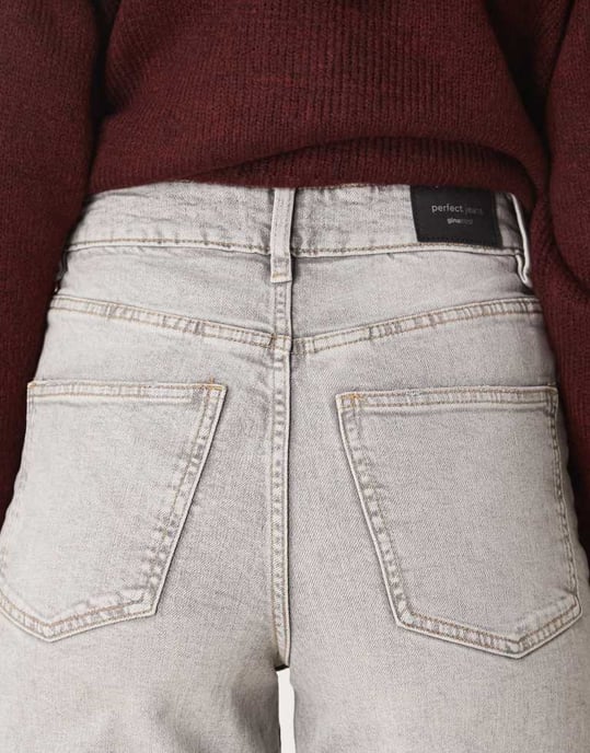 Gina Tricot bekväma vida jeans i ljusgrå tvätt - Image 4