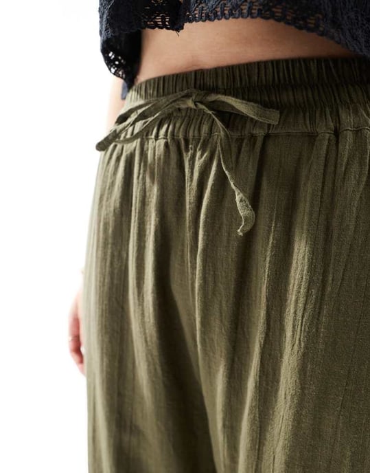 Bara långa vida linne-look byxor i khaki - Image 2
