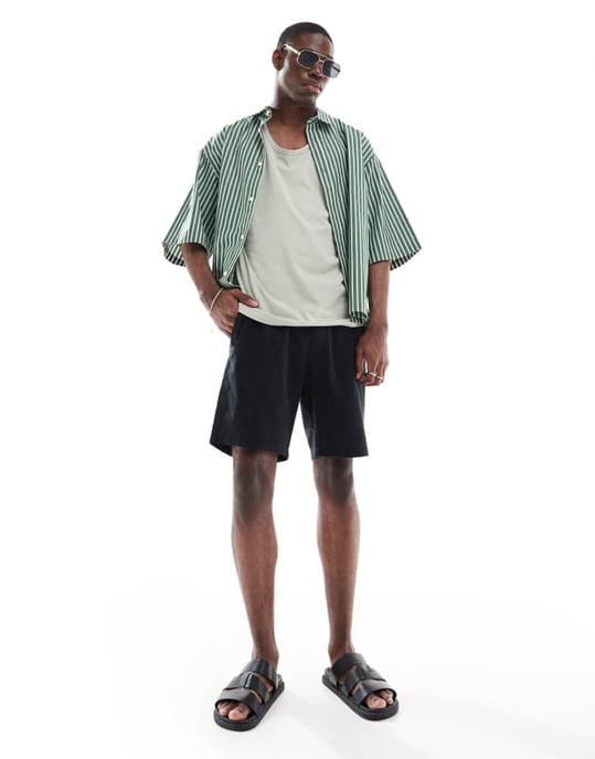 JJ Rebel linneshorts i svart - Image 2