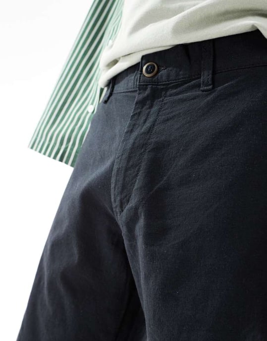 JJ Rebel linneshorts i svart - Image 3