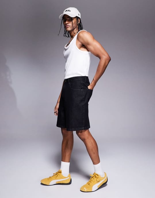 ASOS DESIGN standardlång denimshorts i svart - Image 3