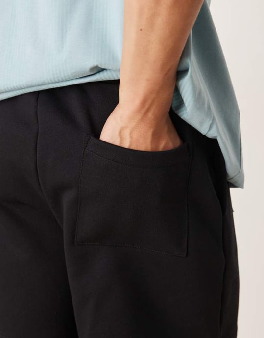 ASOS DESIGN kraftigt kort i svart - SVART - Image 4